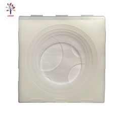 Cub masurat baloane din plastic