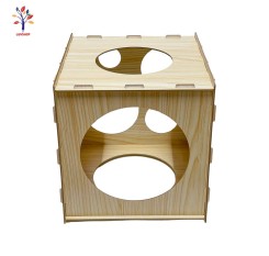 Cub masurat baloane din lemn