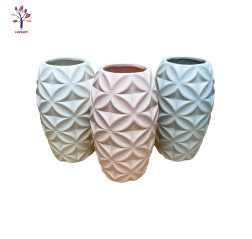 Vaza ceramica trifoi