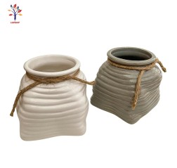 Vaza ceramica medie cu sfoara